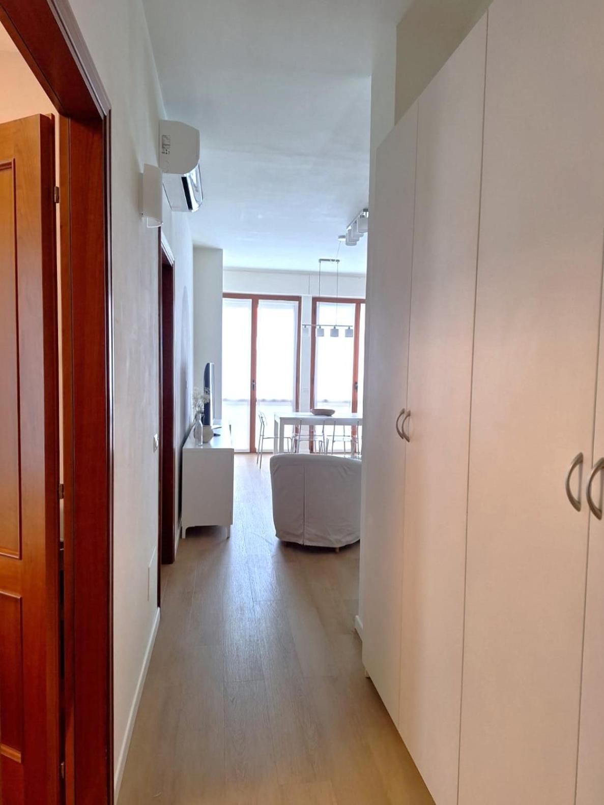 Charming Towers Guest House-Apartment Милан Экстерьер фото